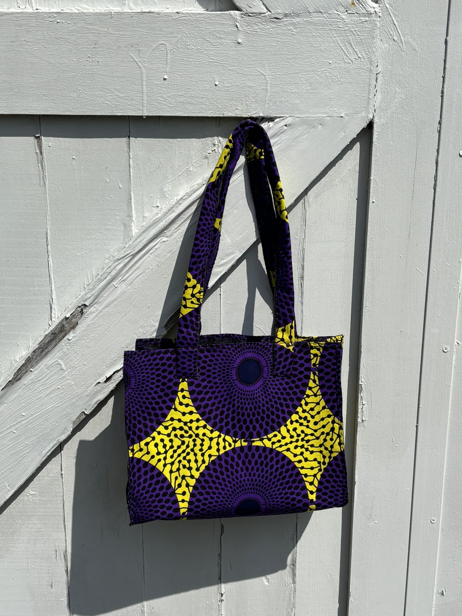 Computer tote in Lapa